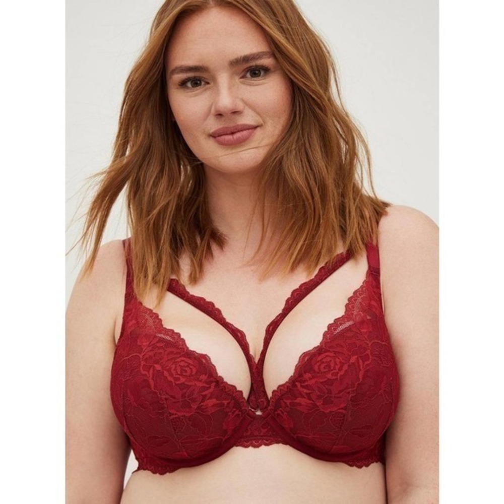 New Sexy Torrid 42D Push Up Plunge Floral Lace Dark Red Strappy Underwire Bra